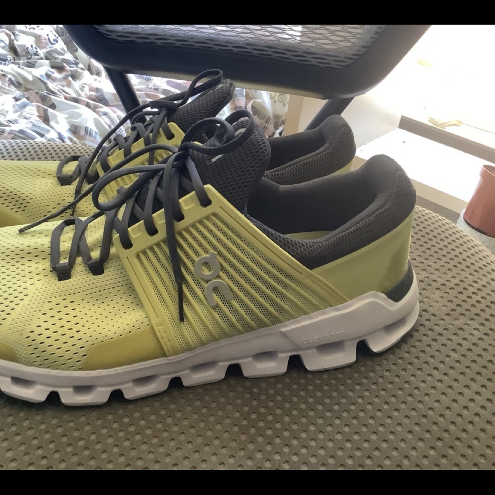 On Running Cloudswift Men’s Running Shoes Size 9.5 - image 1